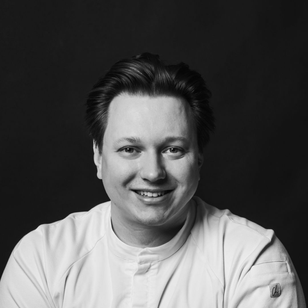 Иван Оленин